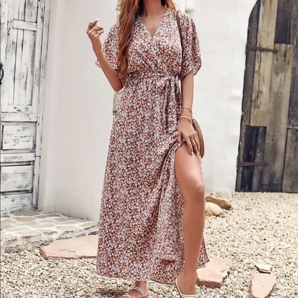 Boho floral print belted split thigh maxi dress